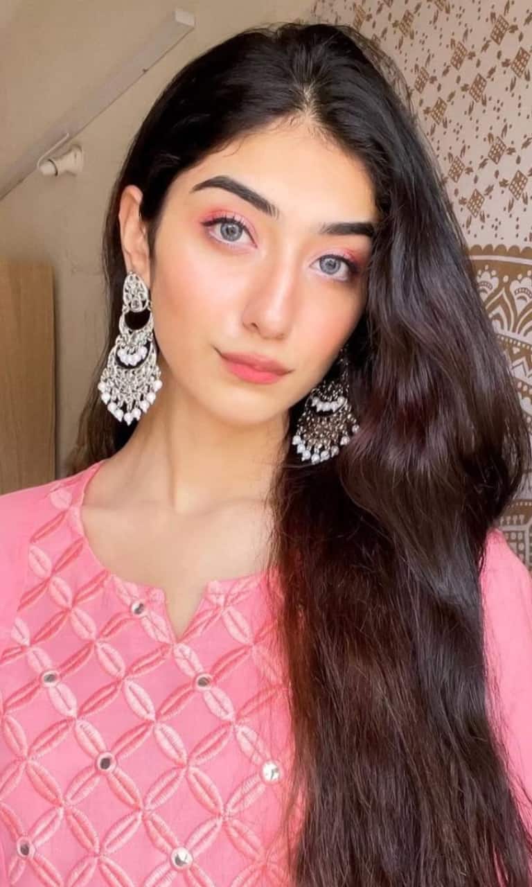 Nazila-Sitaishi-Bigg-Boss-17-winner-Munawar-Faruqui-9